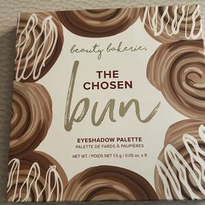 Brand new Make up eye palette